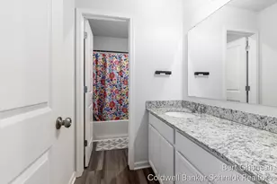 8376 N Oaks Ct, Grand Blanc, MI 48439 - Photo 30