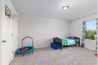 8376 N Oaks Court, Grand Blanc, MI 48439 - Photo 26