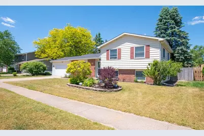 1804 Woodland Drive, Portage, MI 49024 - Photo 4