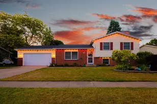 1804 Woodland Dr, Portage, MI 49024 - Photo 2