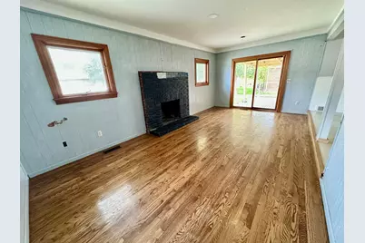 21489 Danbury Street, Woodhaven, MI 48183 - Photo 10