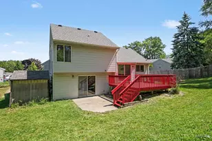 5705 Gatewood Dr SE, Grand Rapids, MI 49508 - Photo 18