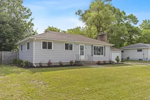 3342 Badger Ave SW, Wyoming, MI 49509 - Photo 2