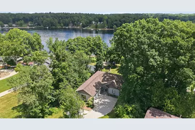 7352 Hallridge Drive NE, Belding, MI 48809 - Photo 8