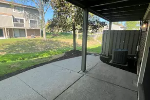 1054 Bristol Ct, Northville, MI 48167 - Photo 46