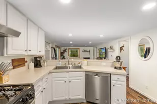 5234 S Johnson Rd, Greenville, MI 48838 - Photo 8