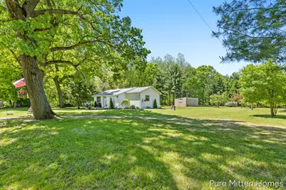 5234 S Johnson Road, Greenville, MI 48838 - Photo 4