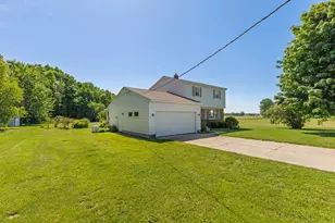 1114 48th Ave, Hudsonville, MI 49426 - Photo 4