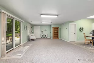 8160 Oakview Ridge Dr NE, Rockford, MI 49341 - Photo 22