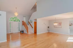 2402 Meadowridge Ct, Ann Arbor, MI 48105 - Photo 20