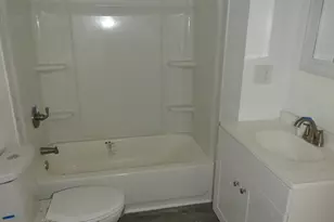814 Central Pl, Kalamazoo, MI 49008 - Photo 8