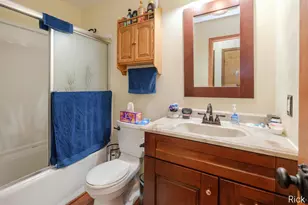 8290 E W Ave E, Vicksburg, MI 49097 - Photo 12