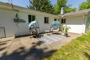 2522 Lafay Dr, West Bloomfield, MI 48324 - Photo 26