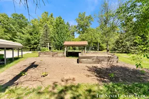602 Fruitvale Rd, Montague, MI 49437 - Photo 48