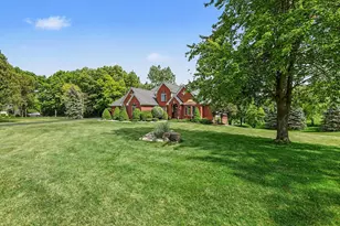 85 Timber Ridge Ct, Milan, MI 48160 - Photo 2