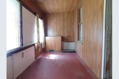 210 W Ash Street, Albion, MI 49224 - Photo 16