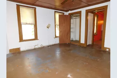 210 W Ash Street, Albion, MI 49224 - Photo 6