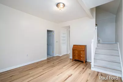 924 Hall Street SE, Grand Rapids, MI 49507 - Photo 8