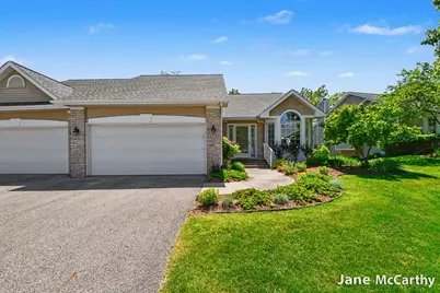 2338 Whimbrel Court NE, Grand Rapids, MI 49505 - Photo 2