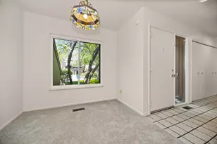 15 Haverhill Ct, Ann Arbor, MI 48105 - Photo 6