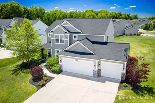 2930 E Morgan Trail NE, Rockford, MI 49341 - Photo 2