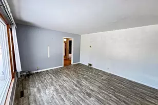 3334 W Glendora Rd, Three Oaks, MI 49128 - Photo 2