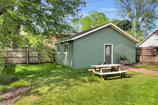 1211 Sigsbee St SE, Grand Rapids, MI 49506 - Photo 24