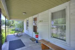 307 Douglas St, Jackson, MI 49203 - Photo 76