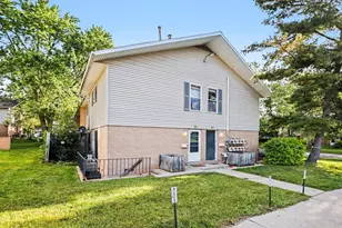 3621 Kenbrooke Ct, Kalamazoo, MI 49006 - Photo 2