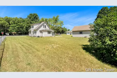 3744 Clyde Park Avenue SW, Wyoming, MI 49509 - Photo 2
