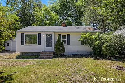 3739 Grape Avenue NE, Grand Rapids, MI 49525 - Photo 1