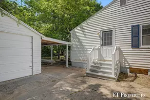 3739 Grape Ave NE, Grand Rapids, MI 49525 - Photo 4