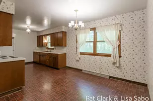 18412 168th Ave, Spring Lake, MI 49456 - Photo 10