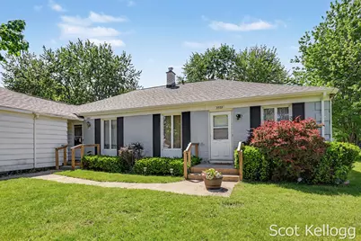 5959-5961 Crestmoor Drive SE, Kentwood, MI 49508 - Photo 2