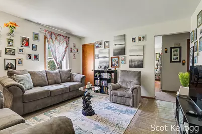 5959-5961 Crestmoor Drive SE, Kentwood, MI 49508 - Photo 6