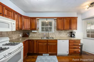 2347 Union Ave SE, Grand Rapids, MI 49507 - Photo 10