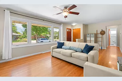 1559 Glastonbury Road, Ann Arbor, MI 48103 - Photo 10