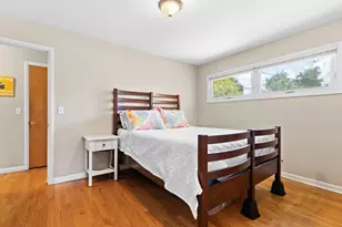 1559 Glastonbury Rd, Ann Arbor, MI 48103 - Photo 22