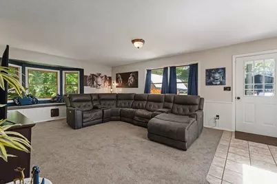 22420 McKenzie Street, Dowagiac, MI 49047 - Photo 10