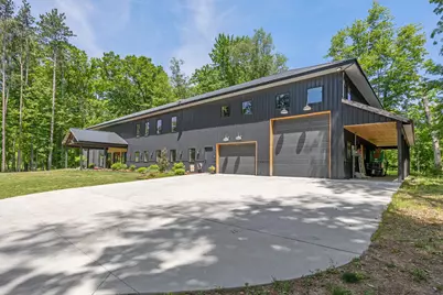 9555 Kath Court NE, Rockford, MI 49341 - Photo 4
