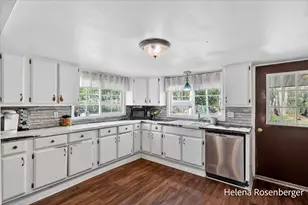 323 N Mills St, Greenville, MI 48838 - Photo 6