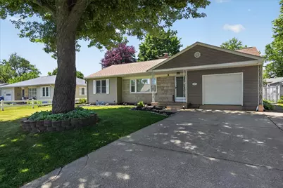 221 Bittersweet Lane, Battle Creek, MI 49015 - Photo 4