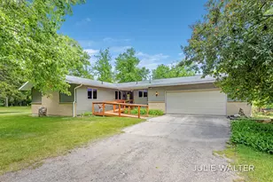 7166 Thornapple River Dr SE, Caledonia, MI 49316 - Photo 26