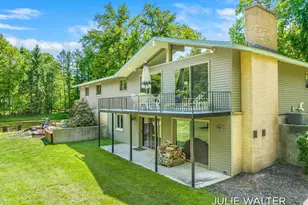 7166 Thornapple River Dr SE, Caledonia, MI 49316 - Photo 28