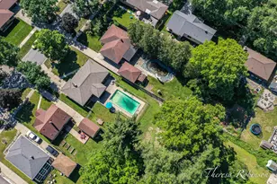 921 Burke Ave NE, Grand Rapids, MI 49503 - Photo 42