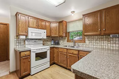 4809 40th Avenue, Hudsonville, MI 49426 - Photo 6