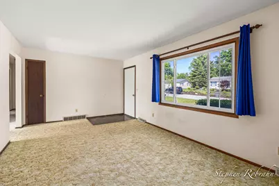 1901 Rowland Avenue SE, Kentwood, MI 49546 - Photo 6