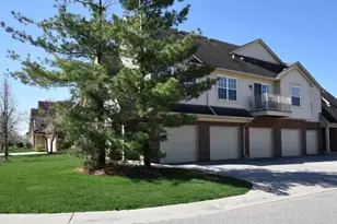 48475 Bridge Way, Canton, MI 48188 - Photo 2