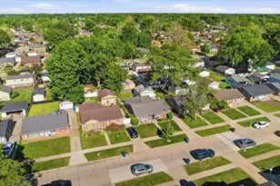 8210 N Henry Ruff Rd, Westland, MI 48185 - Photo 34