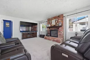 8210 N Henry Ruff Rd, Westland, MI 48185 - Photo 16